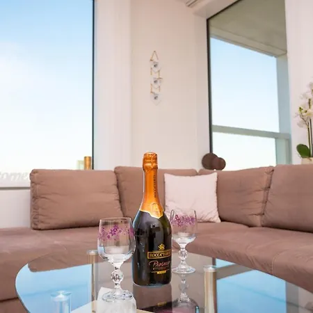 Panoramaview/26thfloor!/luxury דירה ברטיסלאבה